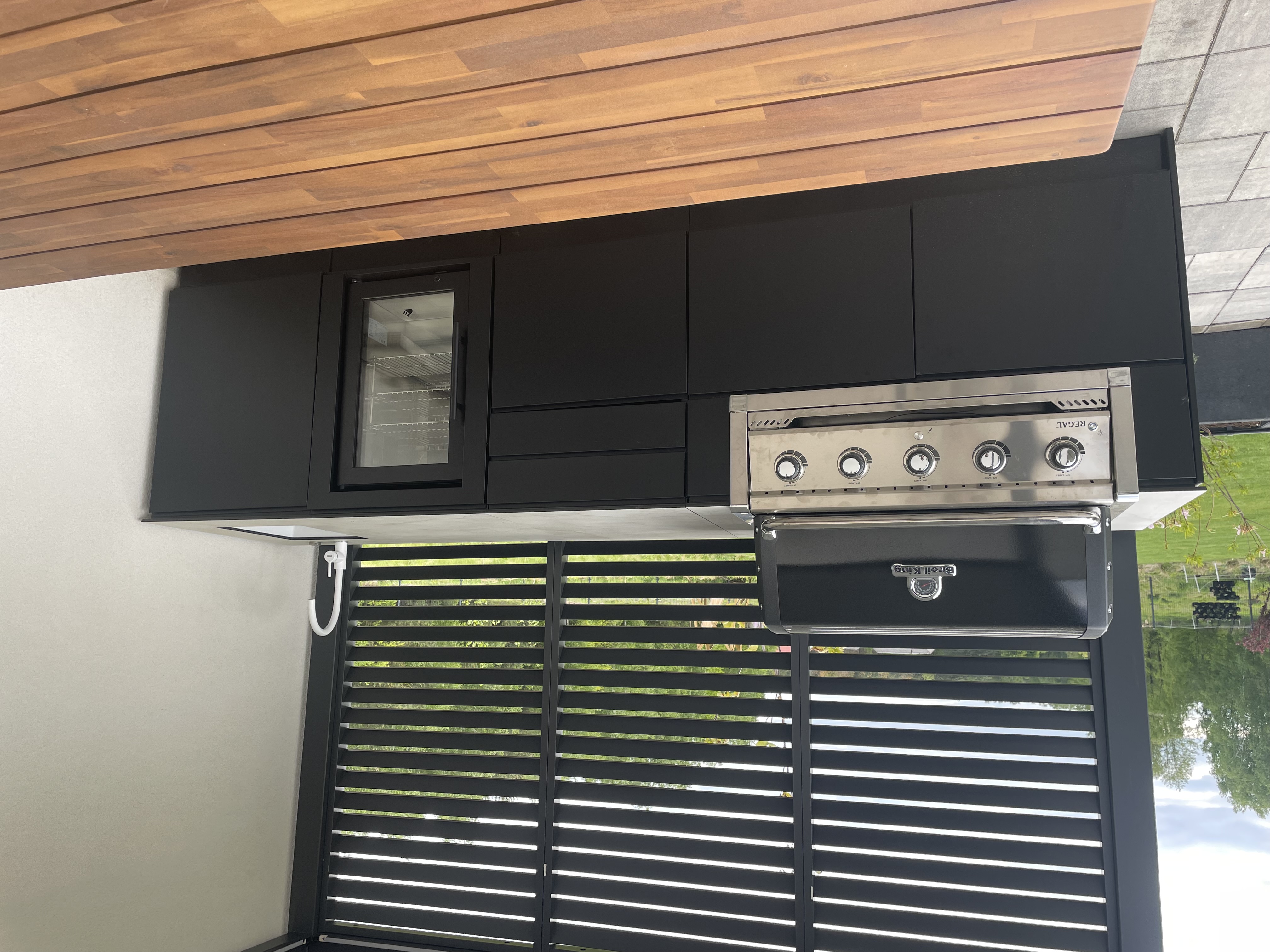 Plzeň - kuchyně black 2